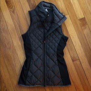 Lululemon Athletica Black and charcoal down Quilted Vest 4 excellent